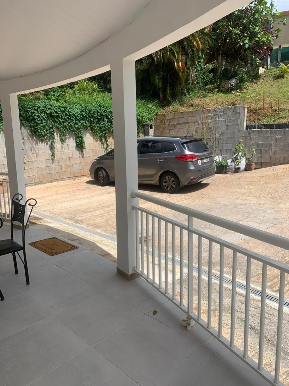 Villa Les Mahoganys Riviere-Salee Екстер'єр фото